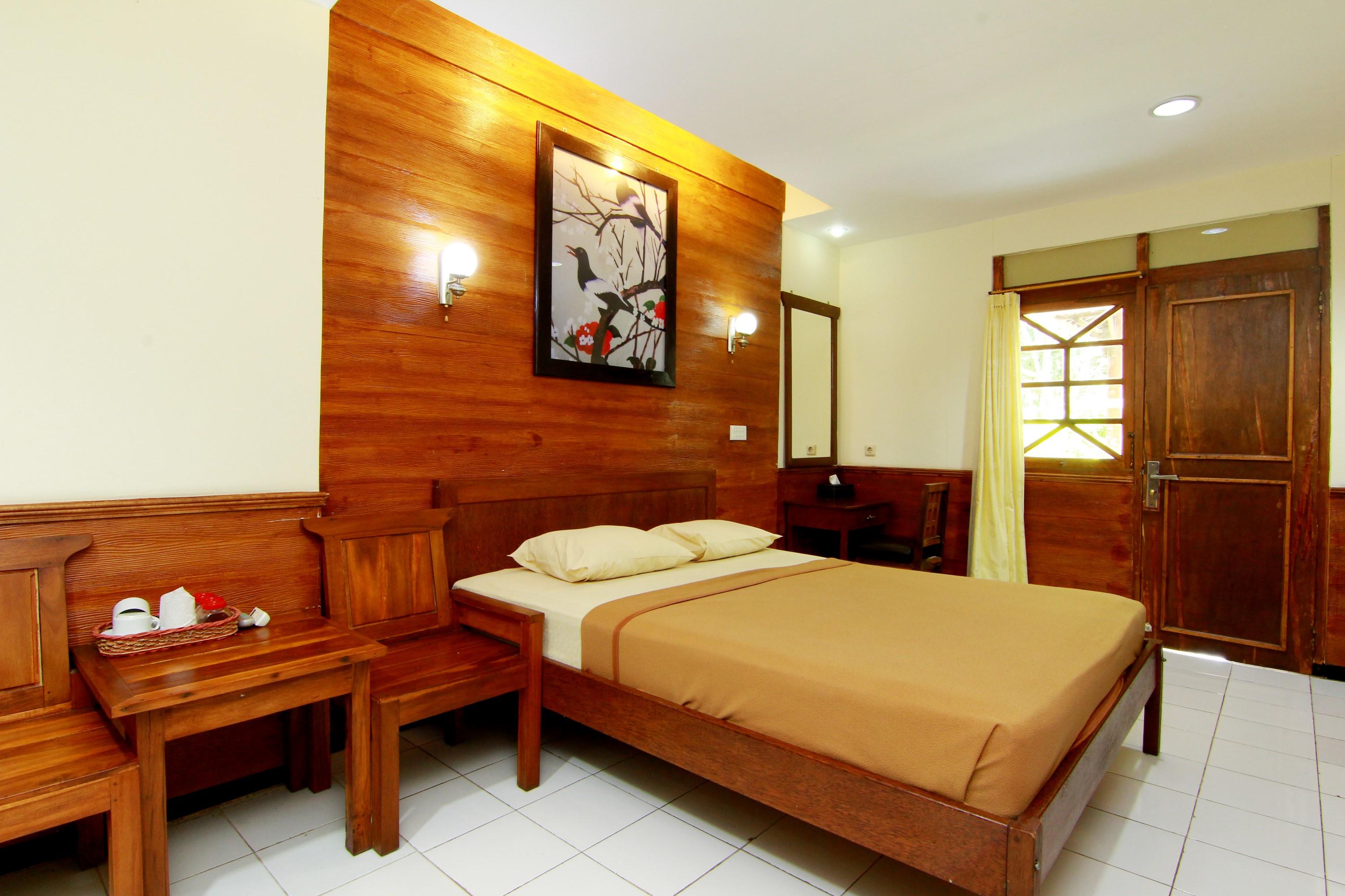 เดอะโซมาร์โซโน ย้อกยาการ์ตา Hotel Maguwo ภายนอก รูปภาพ